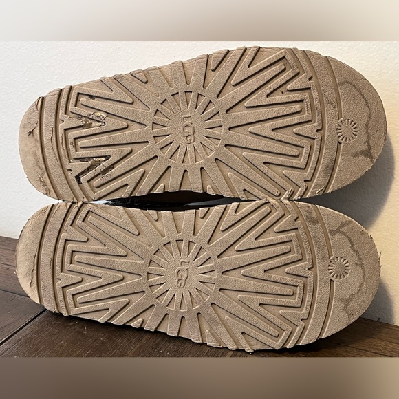 UGG Tasman Platform Slippers Womens size 8 - Picture 11 of 11